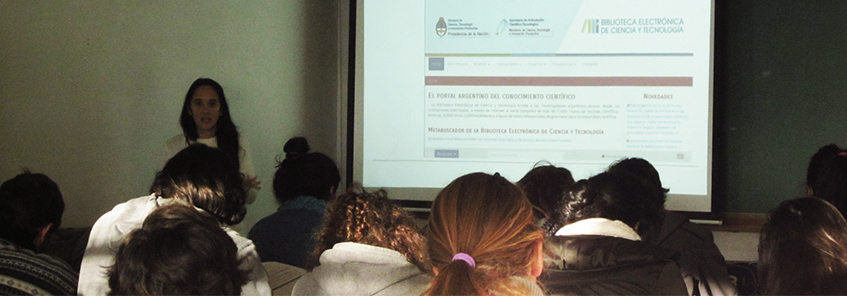 El Taller tiene como principal objetivo, brindar herramientas para la búsqueda y localización de bibliografía académica en bases de datos especializadas en el área de las Ciencias Naturales disponibles en la web, y adquirir conocimientos prácticos para la realización de trabajos académicos en forma colaborativa a través de los servicios que brinda Google Drive.